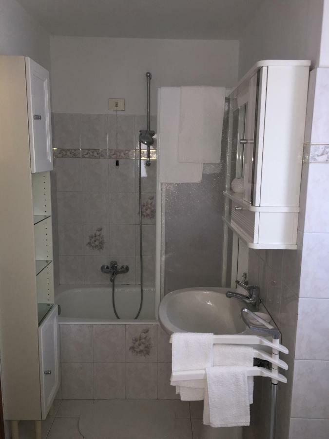דירות Bellano Casa Elena מראה חיצוני תמונה